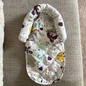 Infant car seat insert